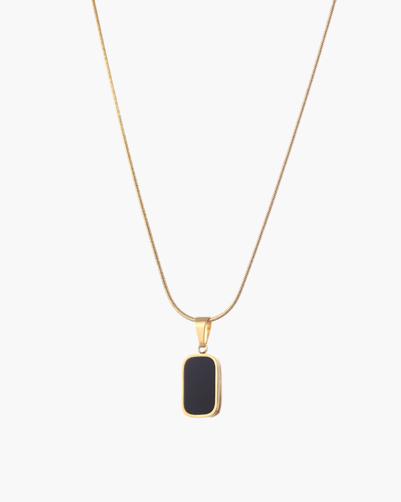 Elegant Noir Necklace