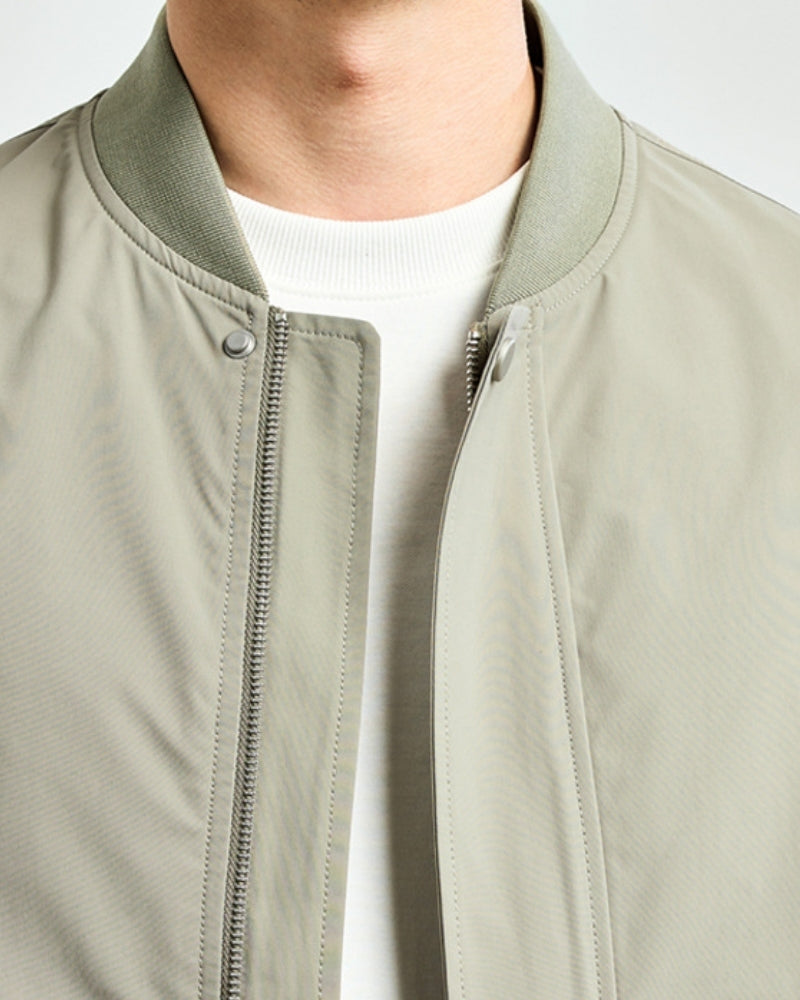 Jaqueta Bomber Estilo Minimalista