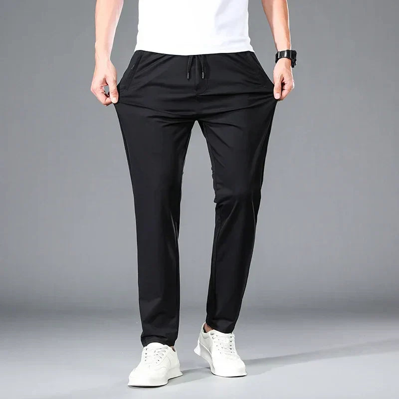 Kit com 3 Fly Confort™ - Calça Masculina em Seda Gelo e Poliéster