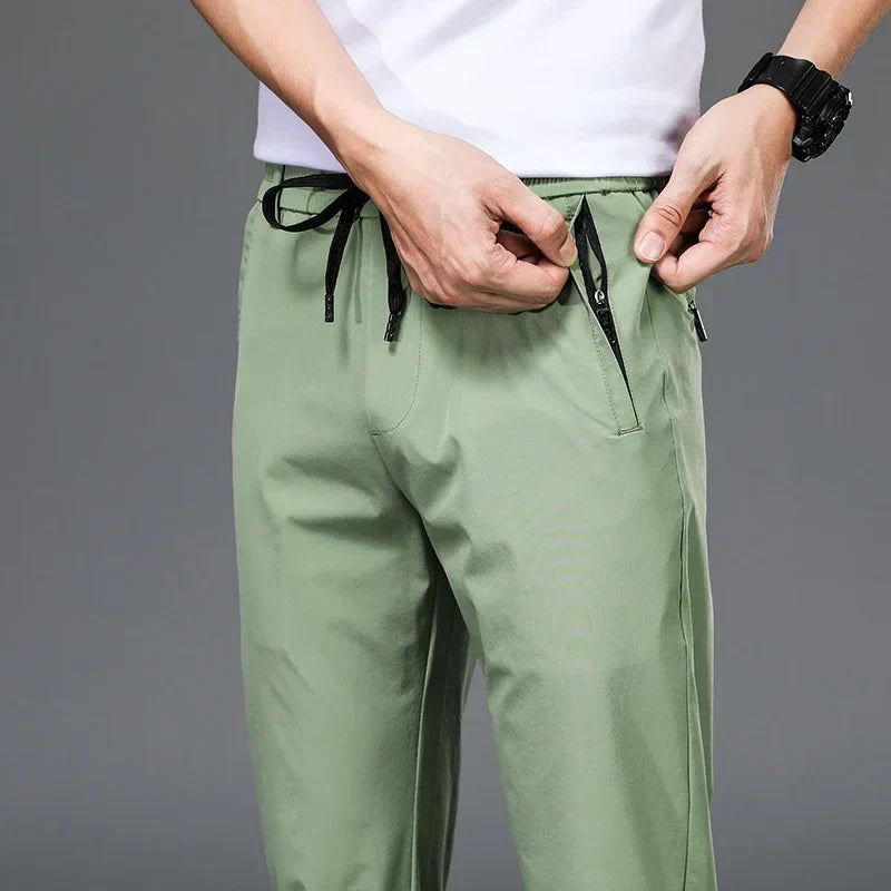 Kit com 3 Fly Confort™ - Calça Masculina em Seda Gelo e Poliéster